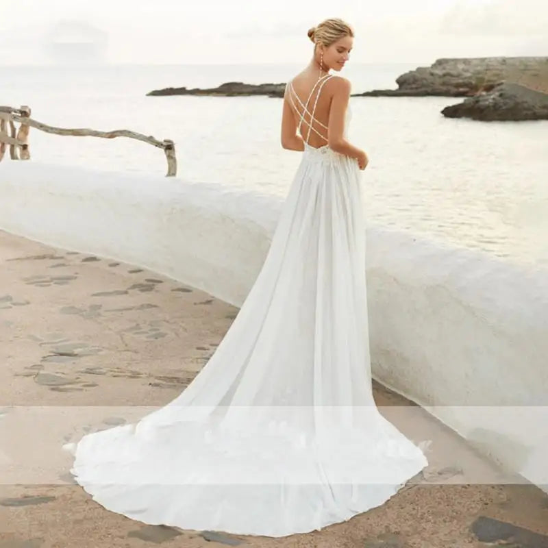 Robe de mariée bohème fendue sur le côté 2024 Robe de mariée sexy en tulle à dos nu Robe de mariée à bretelles spaghetti Robe de mariée