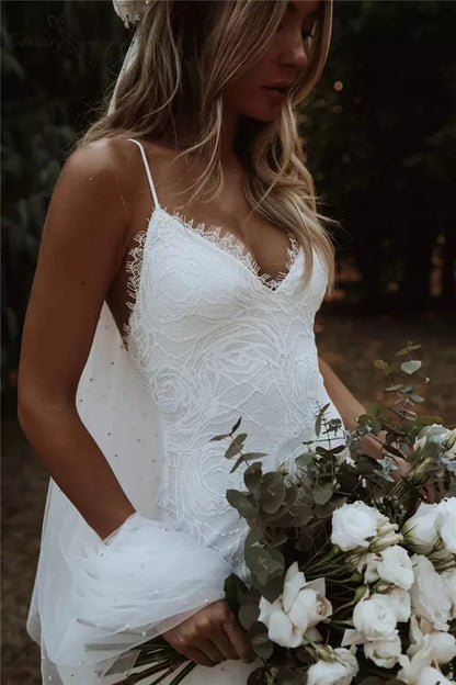 Vestidos de novia estilo bohemio de sirena con tirantes finos, encaje, espalda descubierta, playa, sexy, escote en V, vestidos de novia bohemios, elegantes vestidos de novia