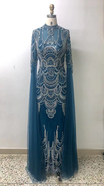 Venta caliente árabe azul sirena encaje con cuentas ocasión formal vestidos de noche con capa para mujer boda fiesta de graduación vestidos LA72033