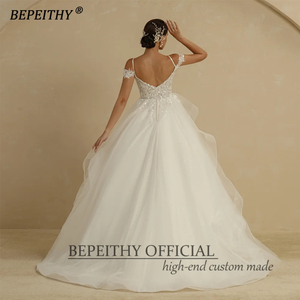 BEPEITHY Glitter A Line Ivory Wedding Dresses For Women 2022 Bride Off The Shoulder Sweep Train Ruffles Lace Vintage Bridal Gown