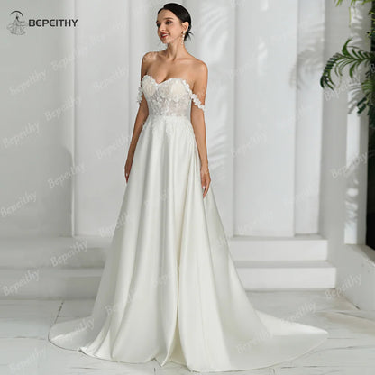 BEPEITHY Sweetheart Ivory A Line Robes de mariée 2023 pour femmes sans manches épaules dénudées Boho Ivoire mariée robe de mariée en satin 2024