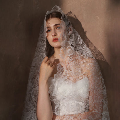 V311 High-end Bridal Veil for Wedding Dress One-Layer Hollow Out Lace White Long Handmade Brides Veil