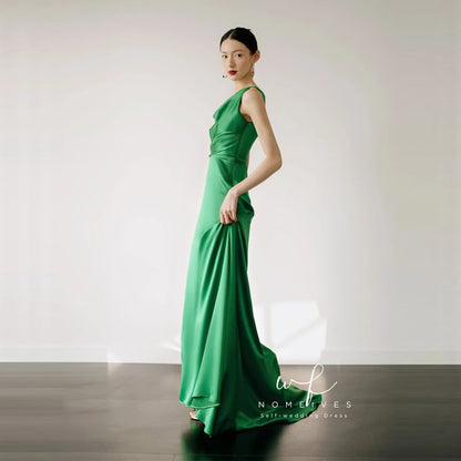 Evening Dress halter green V-Neck appliqued formal dress Simple Plain zips Beach Bridal Dress Robe De Mariee plus size