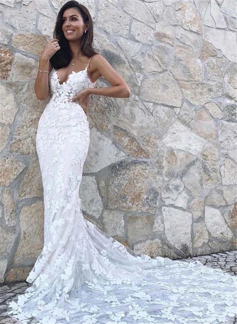 Vestido de novia con apliques de encaje bohemio, vestidos de novia de sirena 2024, tirantes finos, espalda descubierta, vestidos de novia de playa, vestido de novia