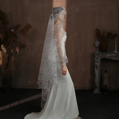 V311 High-end Bridal Veil for Wedding Dress One-Layer Hollow Out Lace White Long Handmade Brides Veil