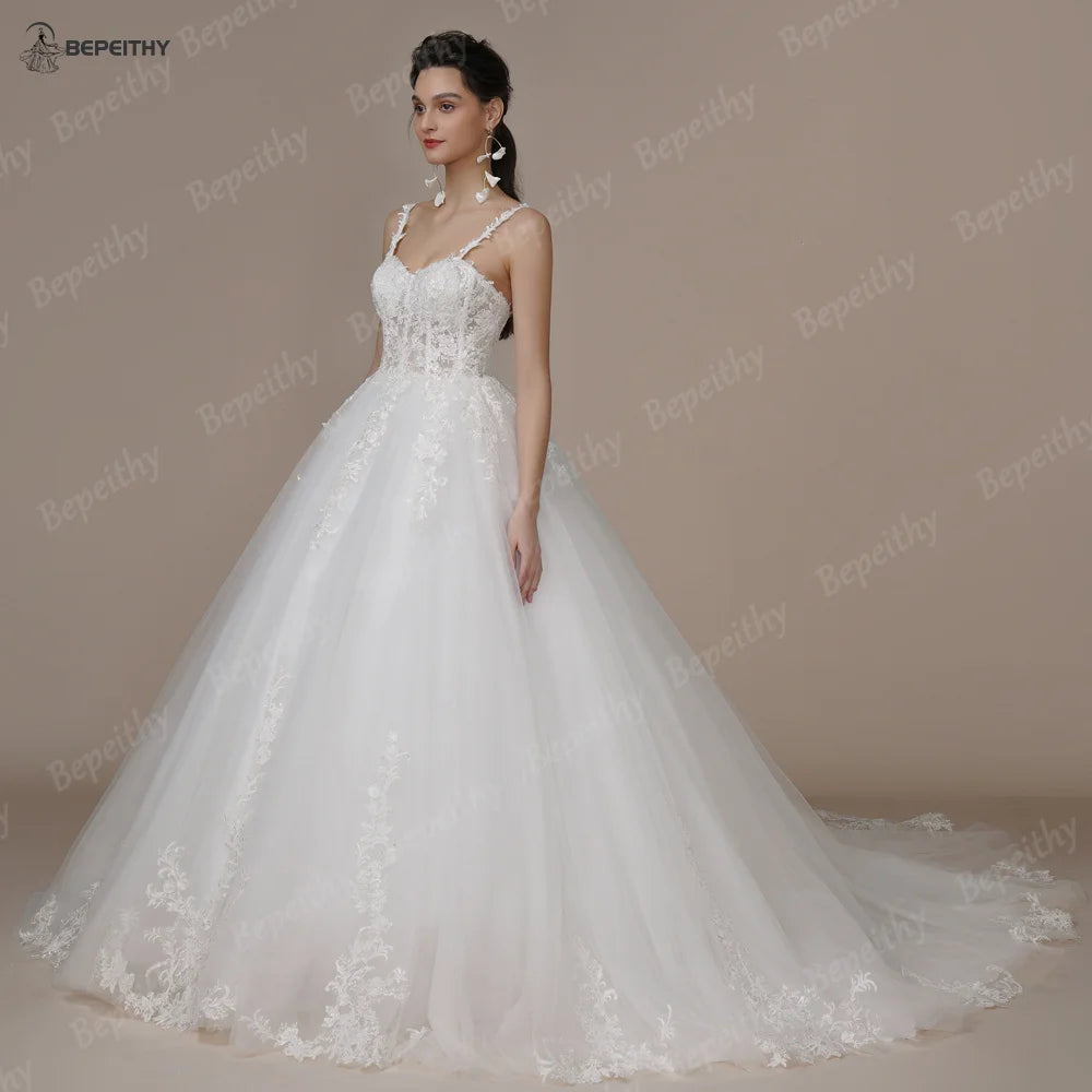 BEPEITHY Princess Ivory Spaghetti Straps Bride Wedding Dresses For Women Sleeveless White Lace Court Train Bridal Ball Gown