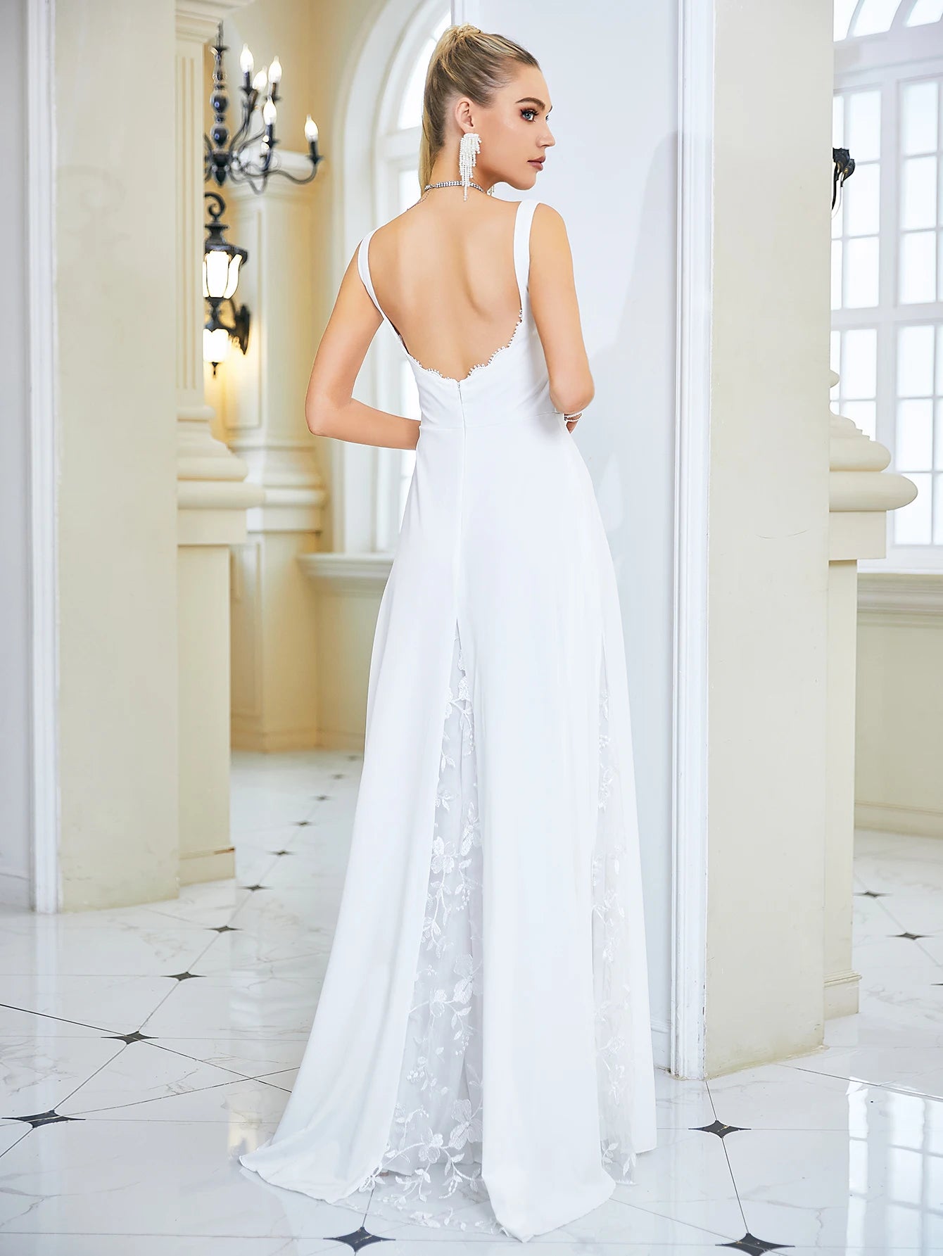 Robe de mariée sexy en dentelle blanche pour femme, longue robe à bretelles, sans manches, dos carré, coupe ajustée, robe de demoiselle d'honneur formelle