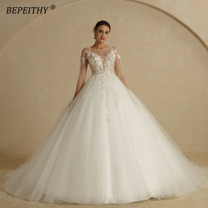 BEPEITHY Scoop Sleeveless Ivory Princess Wedding Dresses 2023 For Women Bride White Lace Vintage Court Train Bridal Ball Gown