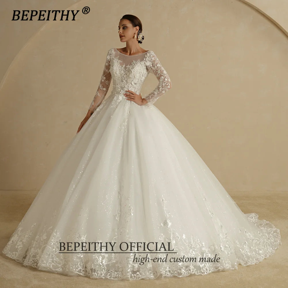 Vestidos de novia de encaje con flores color marfil y escote redondo de BEPEITHY para novia 2023, vestido de novia estilo princesa con mangas largas y purpurina blanca y espalda abierta