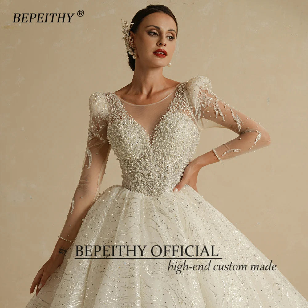 BEPEITHY Vestidos de novia de lujo de princesa brillante para mujer 2022, mangas largas, escote redondo, perlas, vestido de novia vintage con cola capilla