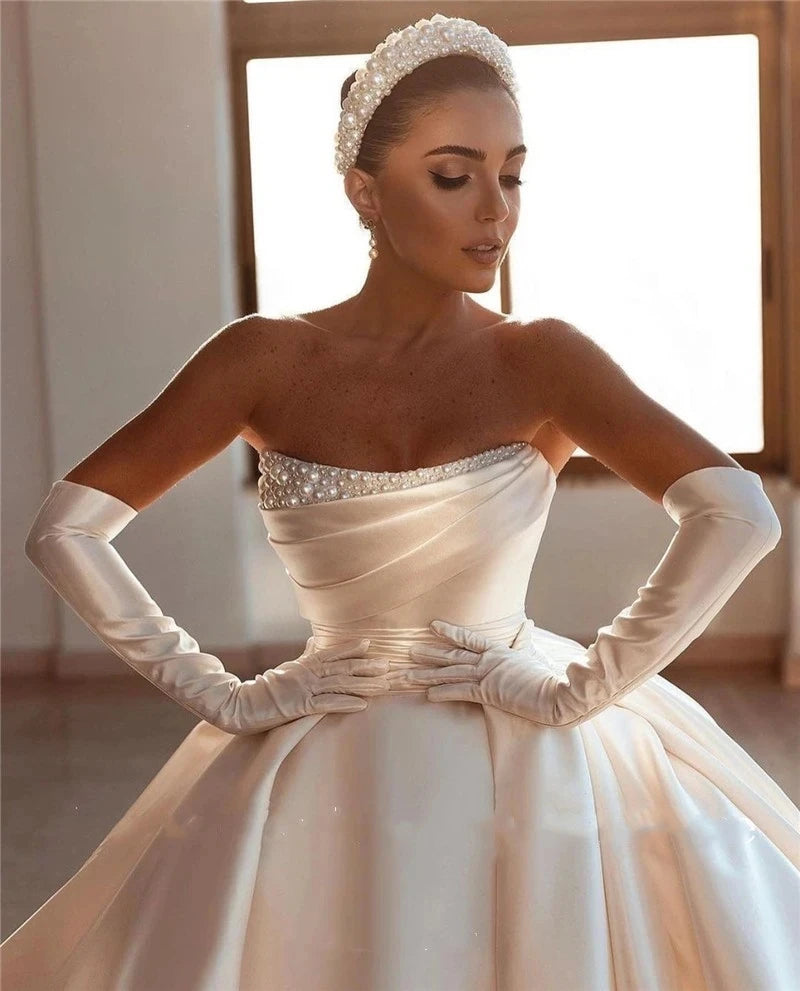 2023 Hermosos vestidos de novia para mujer para mujer Dubai árabe fuera del hombro princesa vestidos de novia hechos a medida Ball Robe De Mariée