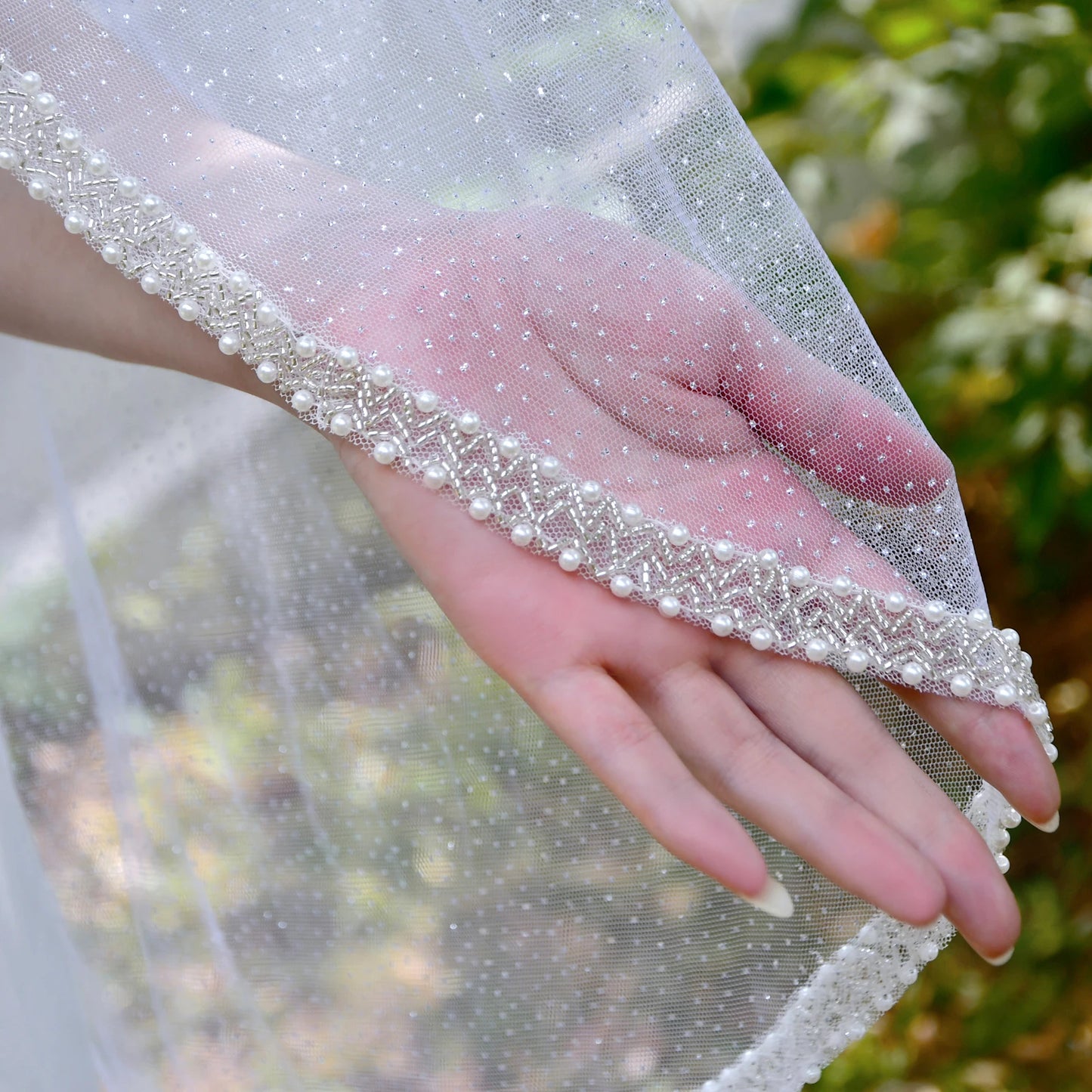 v143 Sparki Voile de mariée à bord en cristal, voile de mariage à 1 niveau, longueur aux hanches, strass, perles, accessoires pour robes de mariée