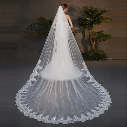 Voile de mariée rétro de haute qualité de 300 cm de long à deux couches Voile de mariée royal à coupe spéciale avec accessoires de mariage en voile de dentelle à paillettes