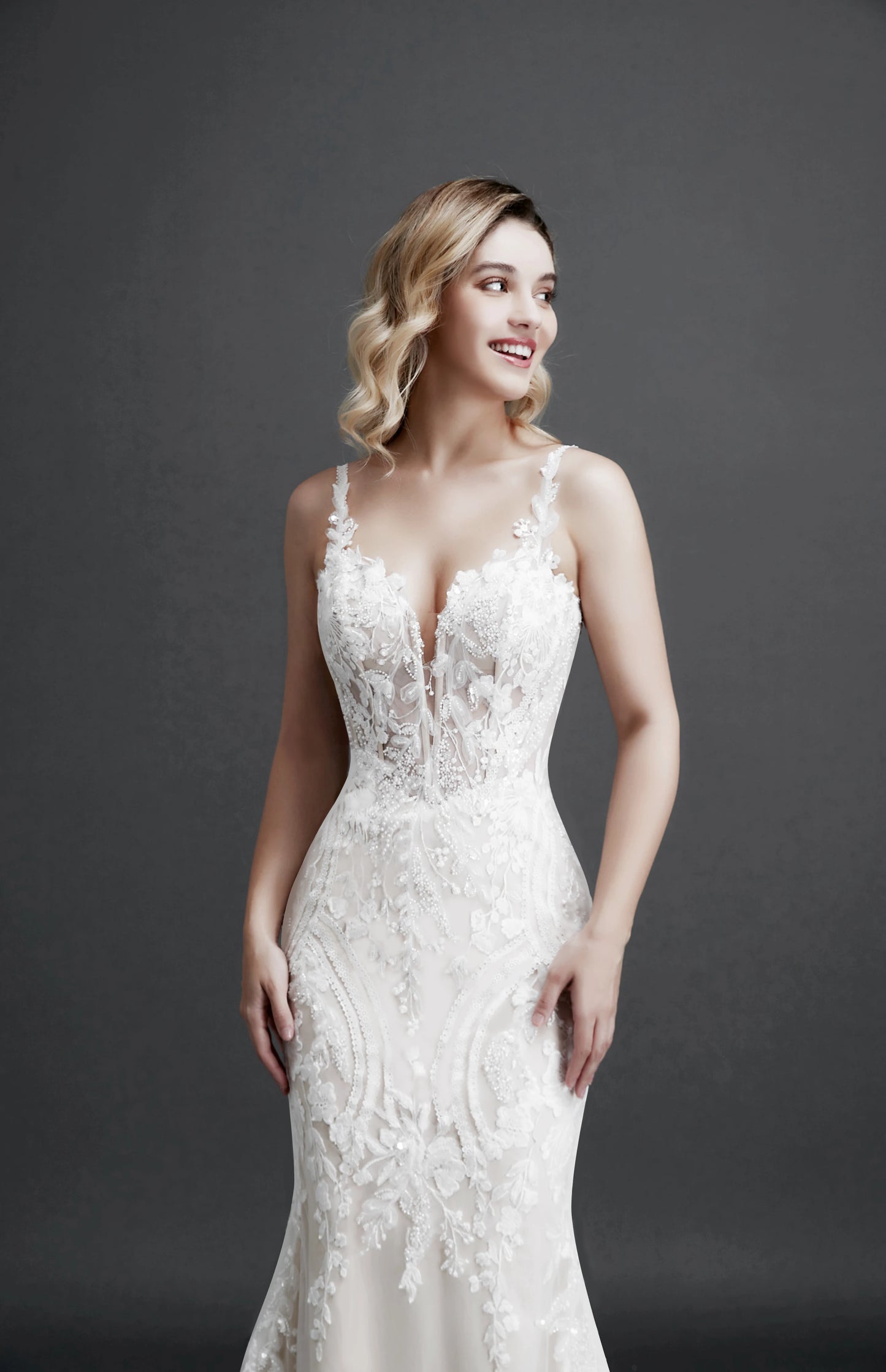 Robe de mariée sirène bohème pour femme, fleurs 3D, appliques de perles, décolleté en V profond, sans manches, dos nu, sexy, slim, ligne A, longues robes