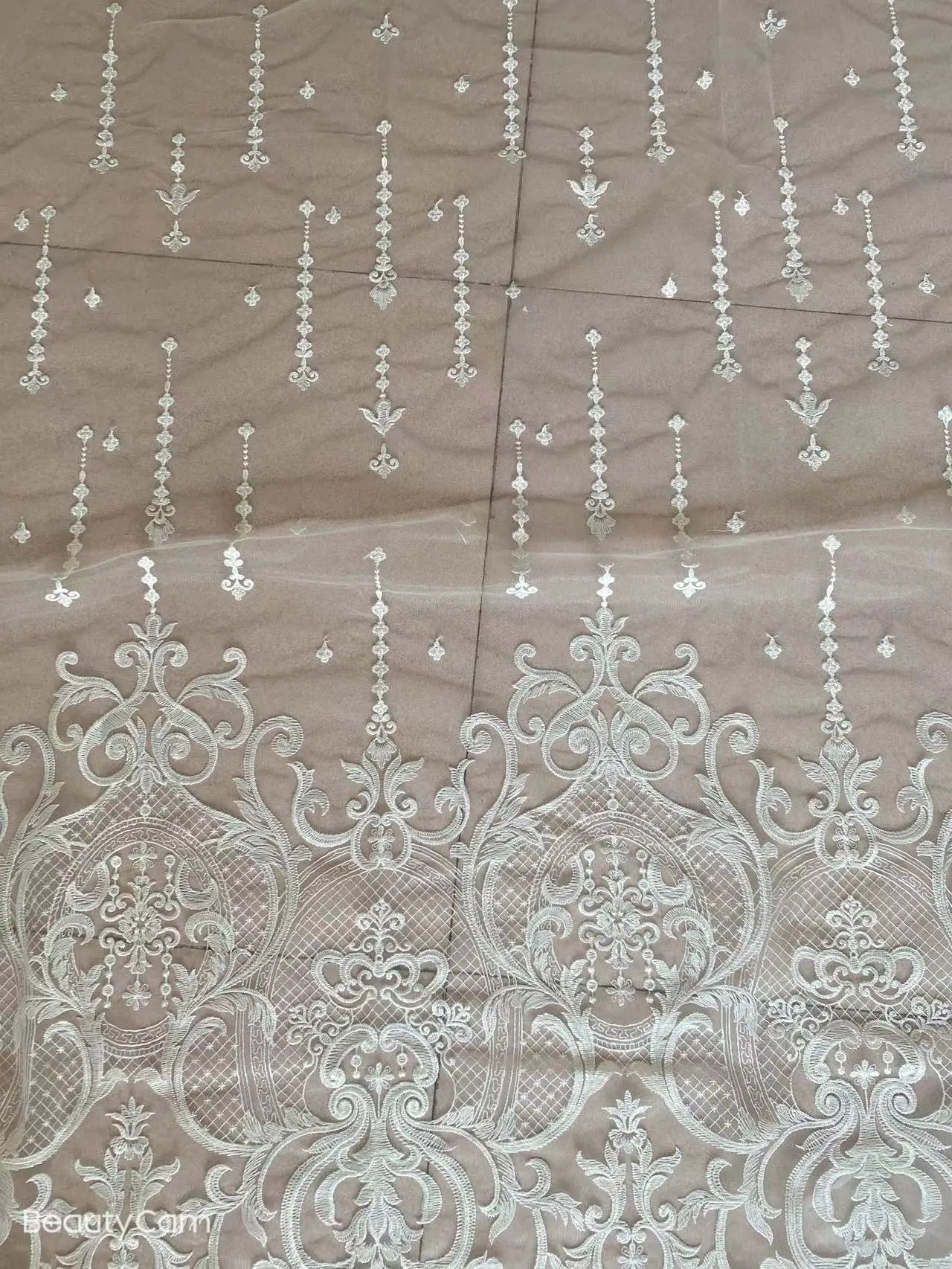 Tissu de robe de mariée blanche grande ligne de fleurs brodées tulle maille française ZLL-51215 tissu de dentelle africaine nigériane