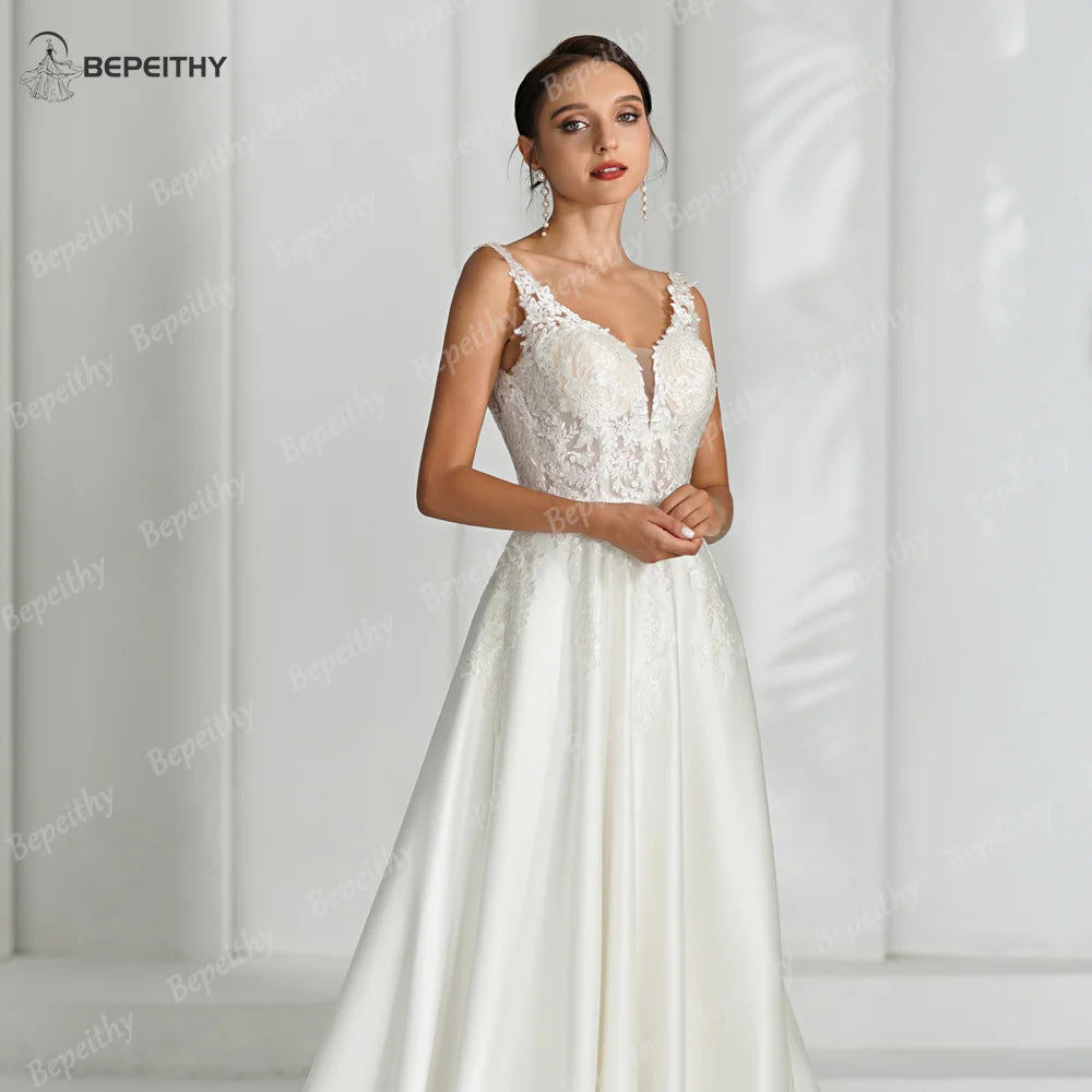 BEPEITHY V Neck Sexy Backless Satin Ivory Wedding Dresses For Women Sleeveless 2024 Lace Bodice Sweep Train Boho Bridal Gown