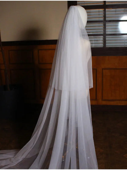 V872 Long White Handmade Bridal Veil for Wedding Dress Tulle Two-Layer Cathedral Brides to Be Veil with Hair Comb