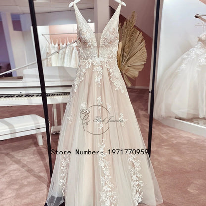 Ivory Deep V Neck Wedding Dresses For Women 2023 New Gorgeous Applique Elegant Lace Court Train Bridal Gowns Robe De Mariée