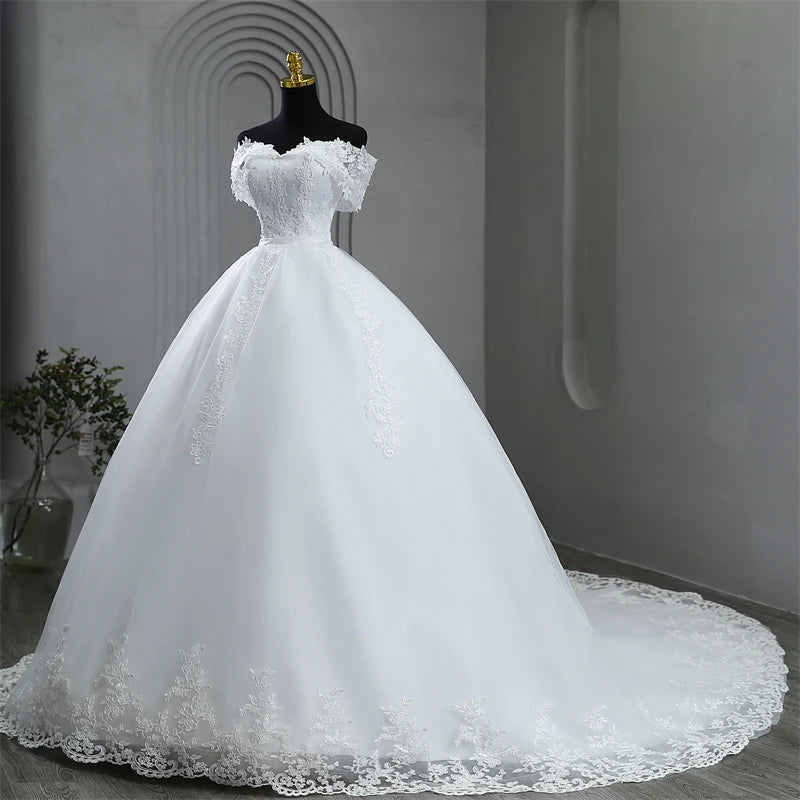 Plus Size White Wedding Dresses Off The Shoulder Wedding Gowns Elegant Long Appliques Pearls Bridal Dress Floor or Long Train