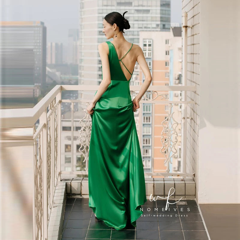 Evening Dress halter green V-Neck appliqued formal dress Simple Plain zips Beach Bridal Dress Robe De Mariee plus size