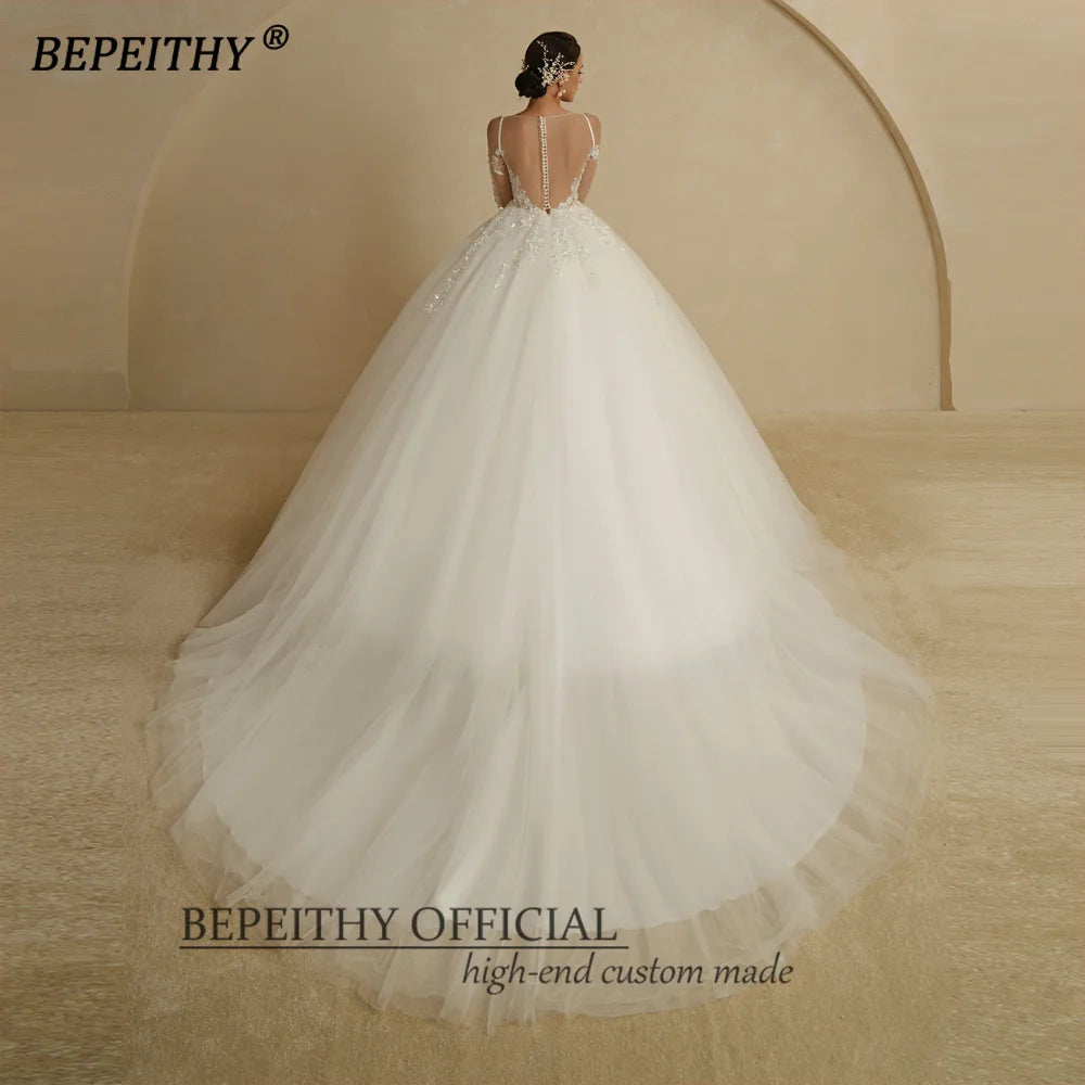 BEPEITHY Robe de mariée sexy à col rond et haut transparent en ivoire à fleurs 2022 pour femmes, manches longues, traîne, bouton au dos, robe de bal de mariée