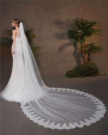 Voile de mariée rétro de haute qualité de 300 cm de long à deux couches Voile de mariée royal à coupe spéciale avec accessoires de mariage en voile de dentelle à paillettes