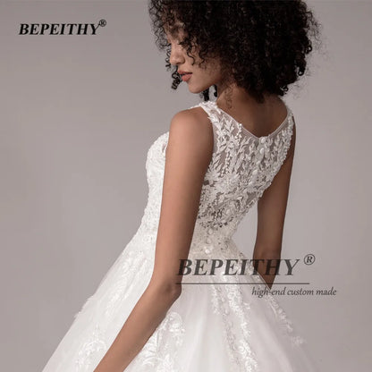 BEPEITHY Robes de mariée modernes élégantes pour femmes, col en V, sans manches, robe de mariée princesse sur mesure haut de gamme