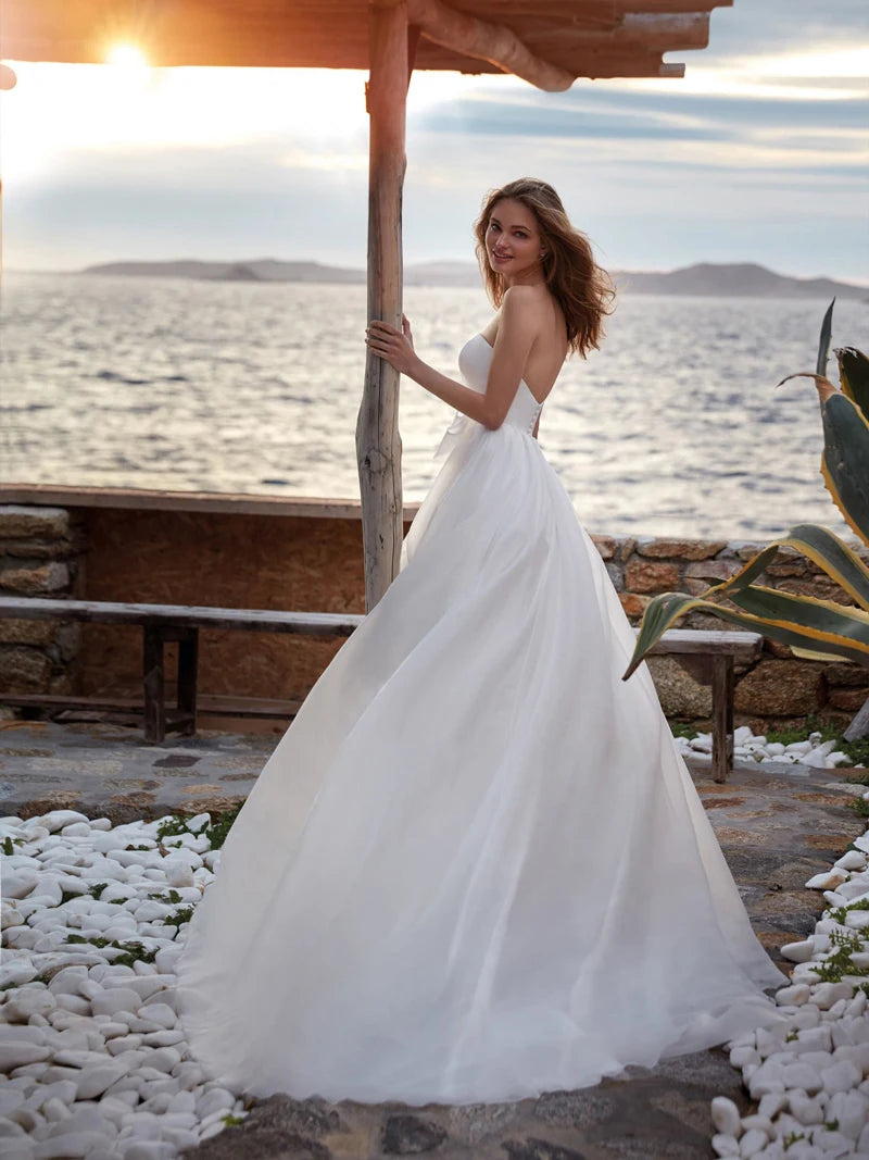 Vestido de novia sencillo y elegante Vestido de fiesta clásico Vestido de novia blanco sin tirantes Estilo corsé Talla grande personalizada