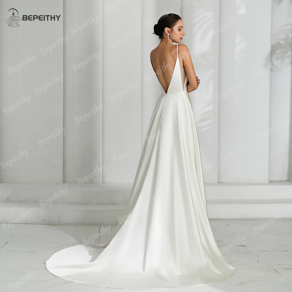 BEPEITHY Simple Satin Ivory V Neck Wedding Dresses For Women Party Sleeveless Sexy Backless A Line Bride White Bridal Gown Vesti