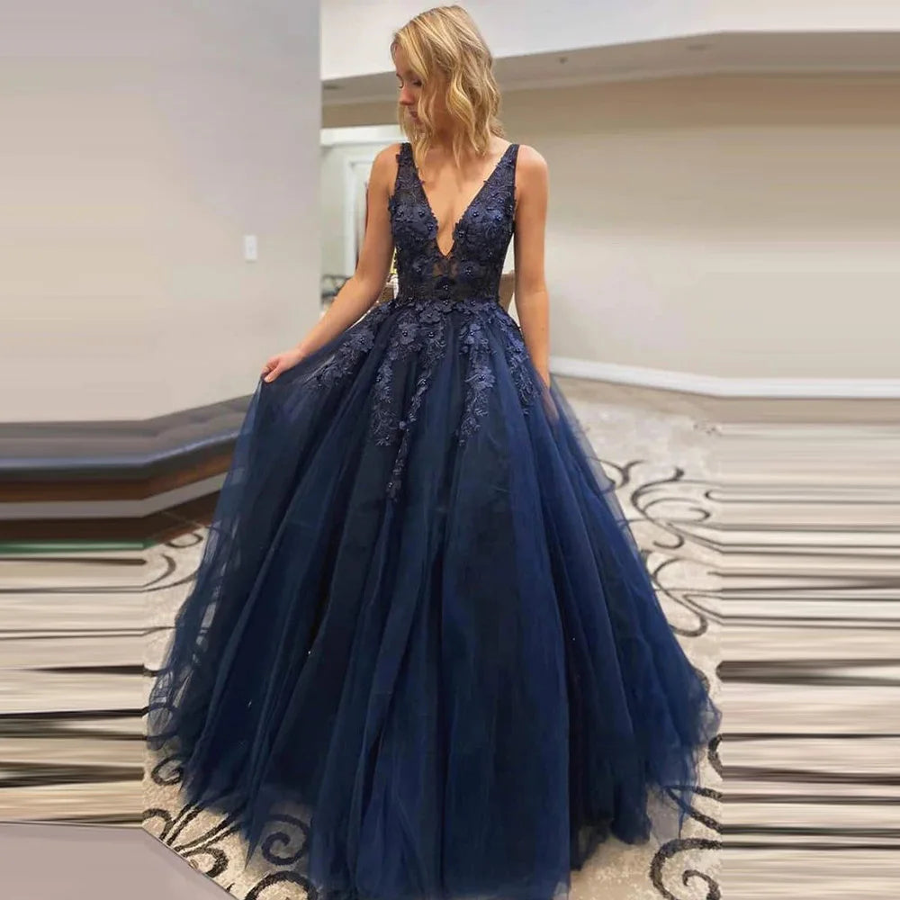 BEPEITHY Sleeveless Navy Blue Prom Dress 2023 A Line Lace Appliques Bodice Evening Dresses Long Deep V-neck Sexy Party Gowns