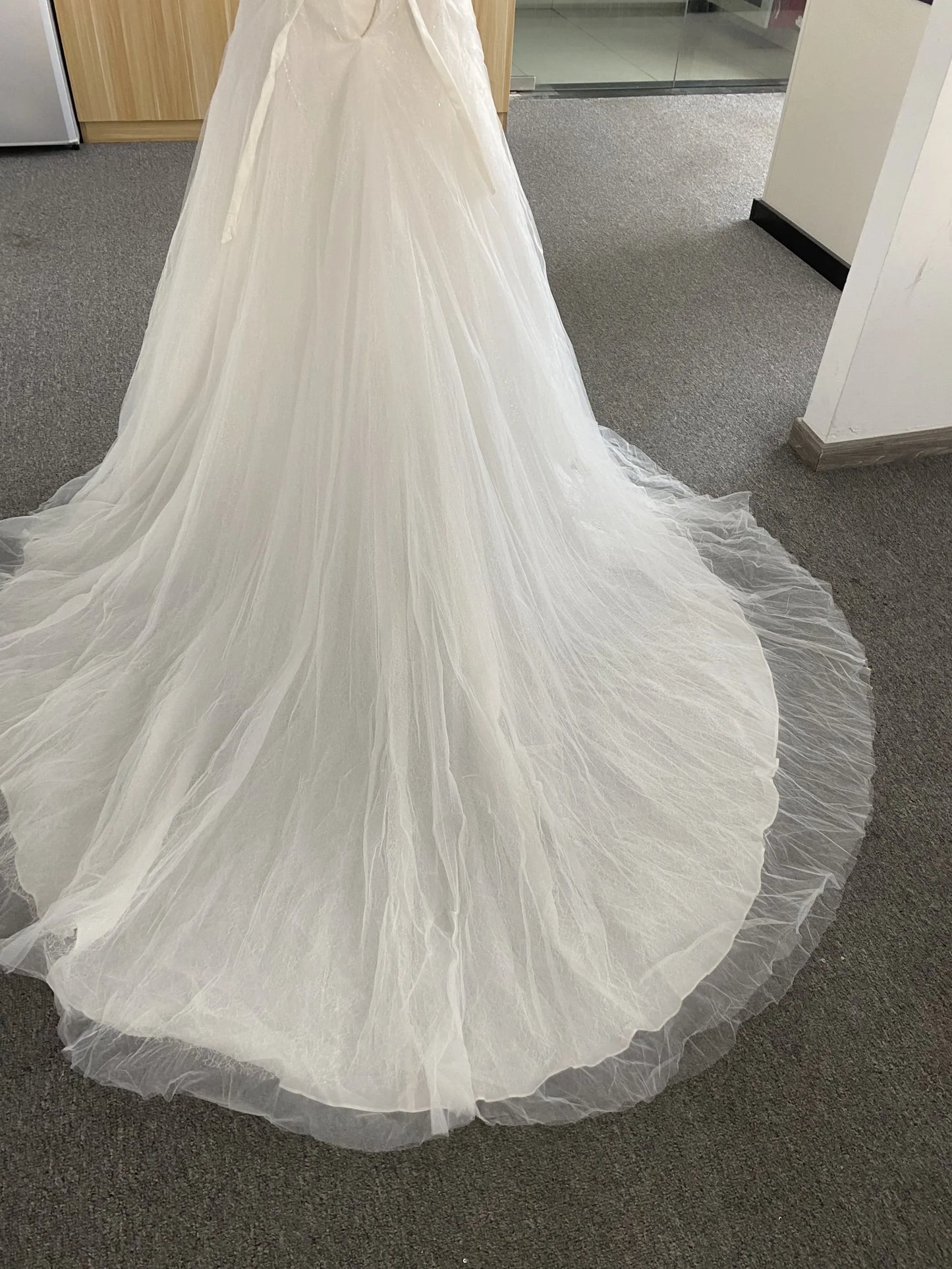 CloverBridal pas cher hors épaule elbise robes baratos avec envio gratis Robe de mariée paillettes paillettes suknia ślubna 1194