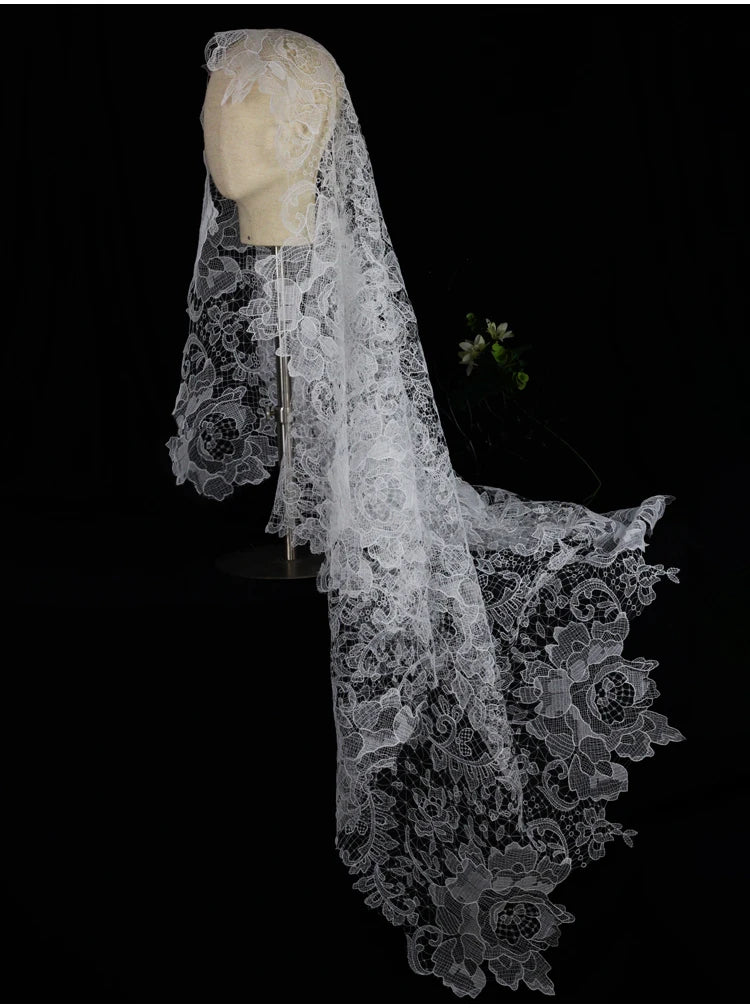 V311 Voile de mariée haut de gamme pour robe de mariée Voile de mariée long en dentelle ajourée à une couche, fait à la main, blanc