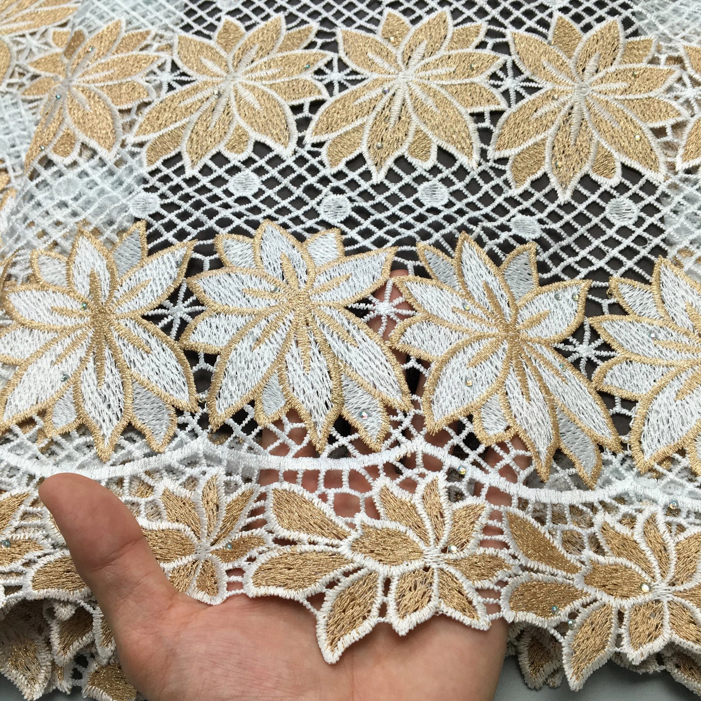 Tissu en dentelle guipure africaine avec pierres, dentelle soluble dans l'eau nigériane de haute qualité, luxe pour robes de soirée de mariage, 2,5 mètres, TY3898