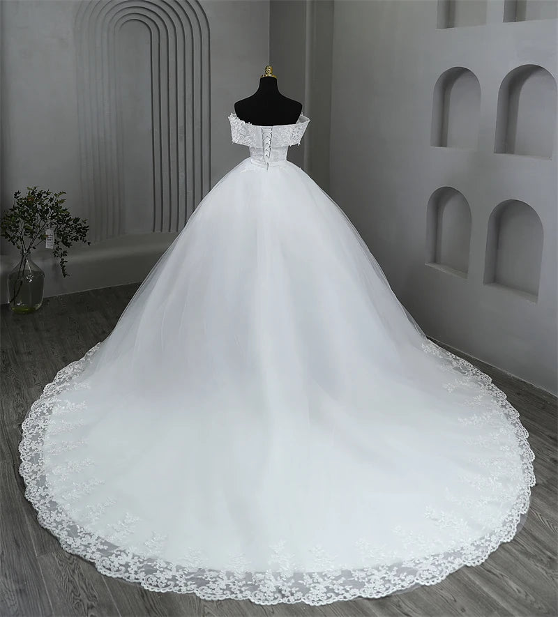 Vestidos de novia blancos de talla grande, vestidos de novia con hombros descubiertos, elegantes vestidos de novia largos con apliques de perlas, vestidos de novia hasta el suelo o con cola larga