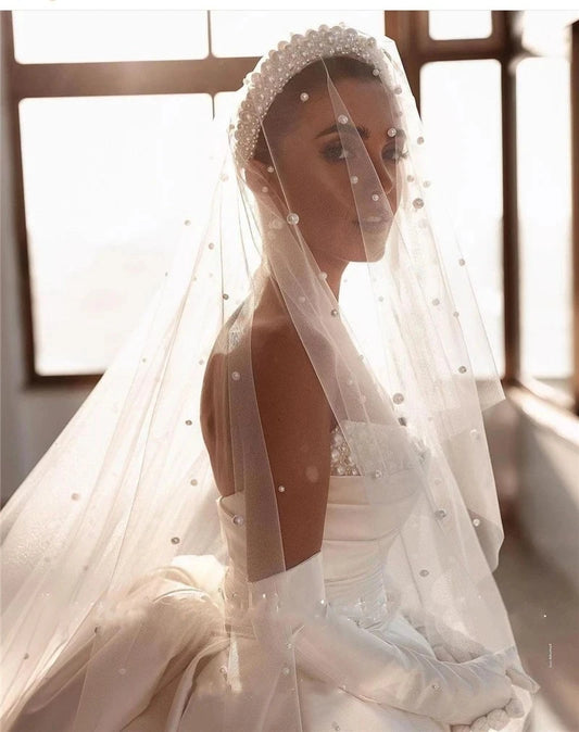 2023 Hermosos vestidos de novia para mujer para mujer Dubai árabe fuera del hombro princesa vestidos de novia hechos a medida Ball Robe De Mariée