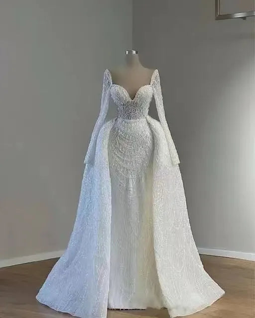 Robes de mariée blanches de luxe avec perles et traîne amovible, robes de mariée sirène à manches longues et décolleté en cœur