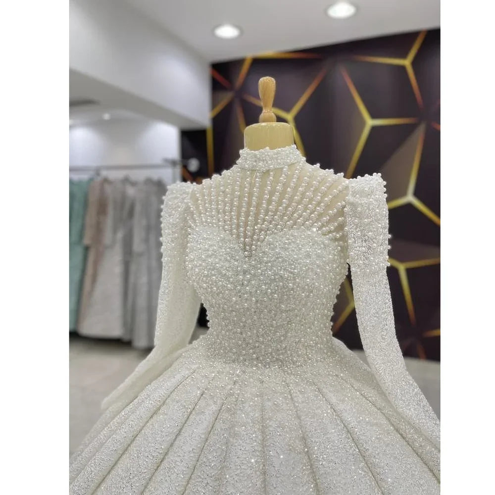 Luxury White Pearls Wedding Dress Fashion High Collar Long Sleeves Ball Gowns Exquisite Beads Sequined Garden/Beach Bride Dress