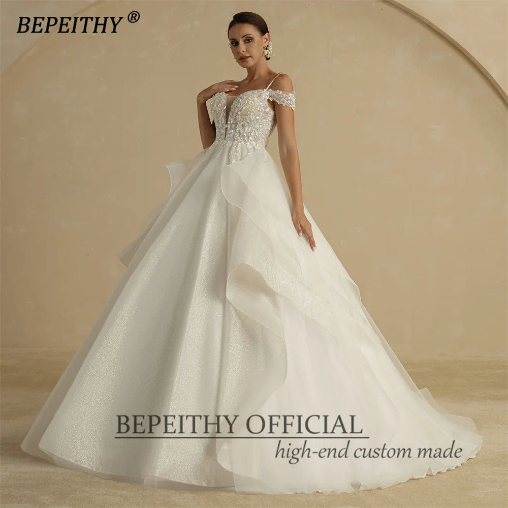 BEPEITHY Glitter A Line Ivory Wedding Dresses For Women 2022 Bride Off The Shoulder Sweep Train Ruffles Lace Vintage Bridal Gown