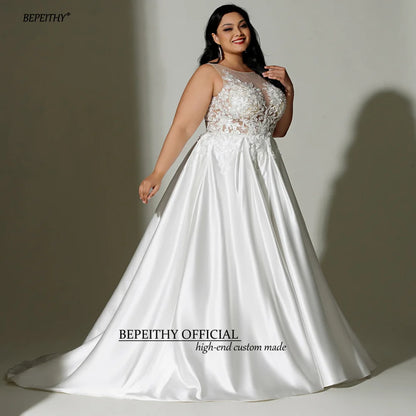 BEPEITHY A Line Marfil Talla grande Satén Vestidos de novia para mujer Cuello redondo Sin mangas Barrido Cola Transparente Sexy Curva Vestidos de novia