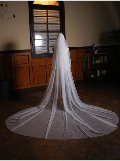 V872 Long White Handmade Bridal Veil for Wedding Dress Tulle Two-Layer Cathedral Brides to Be Veil with Hair Comb