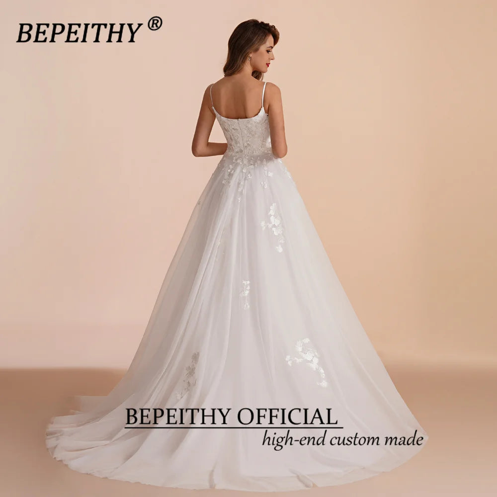 BEPEITHY Vestidos de novia de corte A color marfil 2023 para mujer Vestido de novia sin mangas con cola larga Boho Robe De Mariée Vestido de novia blanco