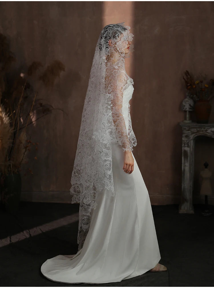 V311 High-end Bridal Veil for Wedding Dress One-Layer Hollow Out Lace White Long Handmade Brides Veil