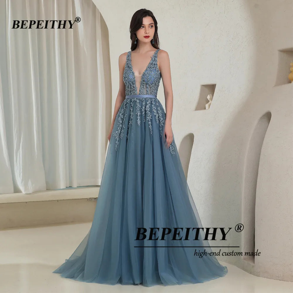 BEPEITHY Élégant Col en V Gris Bleu Longues Robes De Soirée 2022 Fête Sexy Dos Nu Robe De Bal Sans Manches Robe De Soirée Pour Femmes