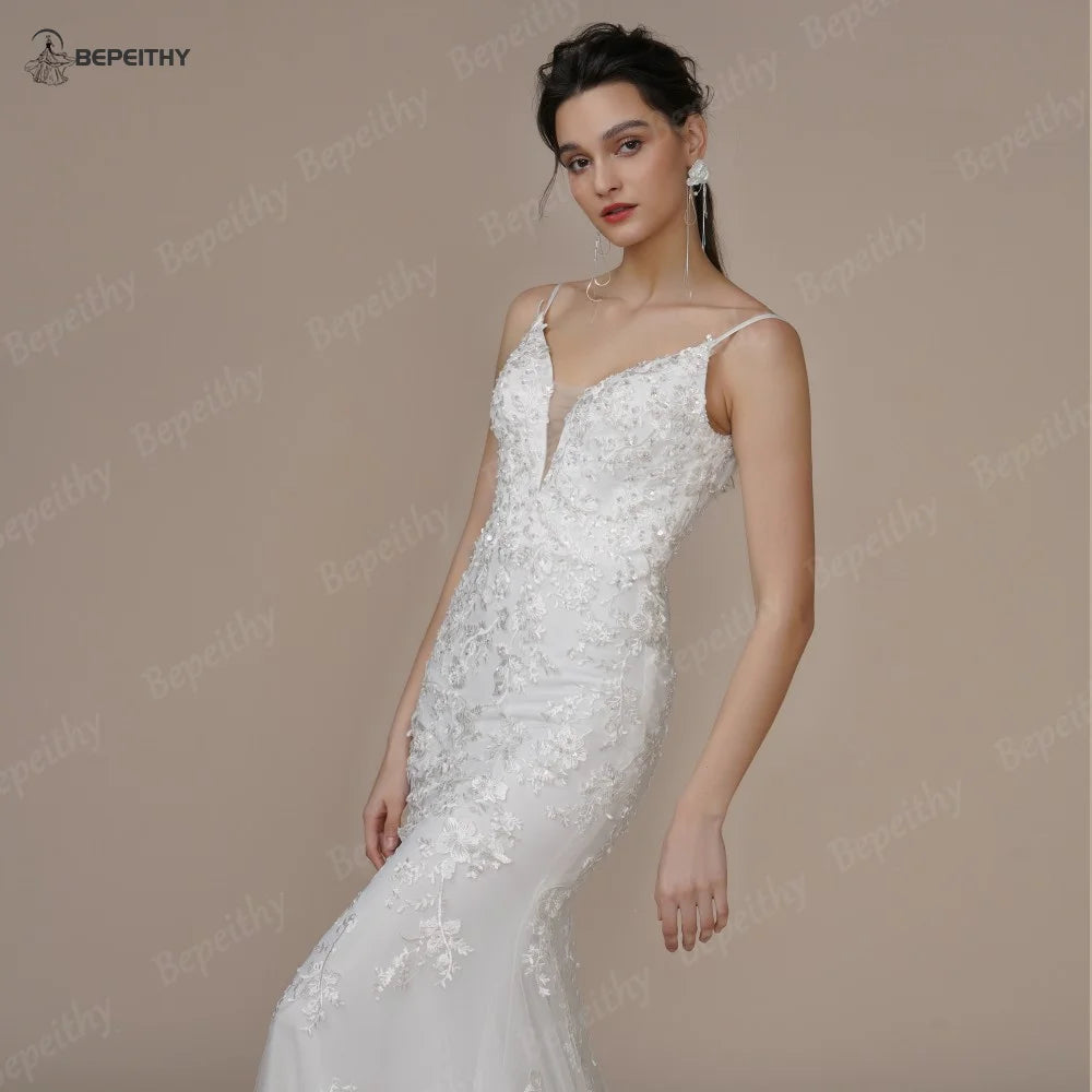 BEPEITHY Mermaid Lace Wedding Dresses For Women Sleeveless 2023 Sweep Train Ivory Trumpet Bride White Bridal Gown V Neck Vestido