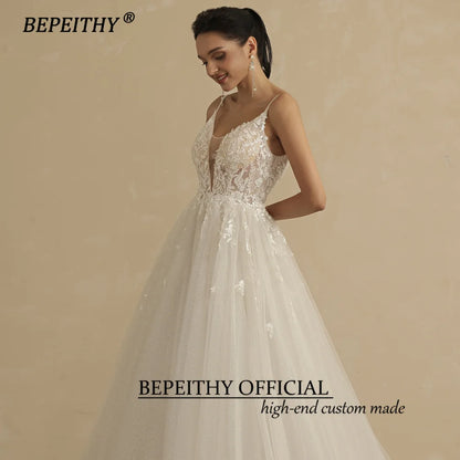 BEPEITHY Vestidos de novia de encaje con escote en V profundo y tirantes finos en forma de A para mujer 2022 Vestido de fiesta nupcial bohemio sin mangas con purpurina