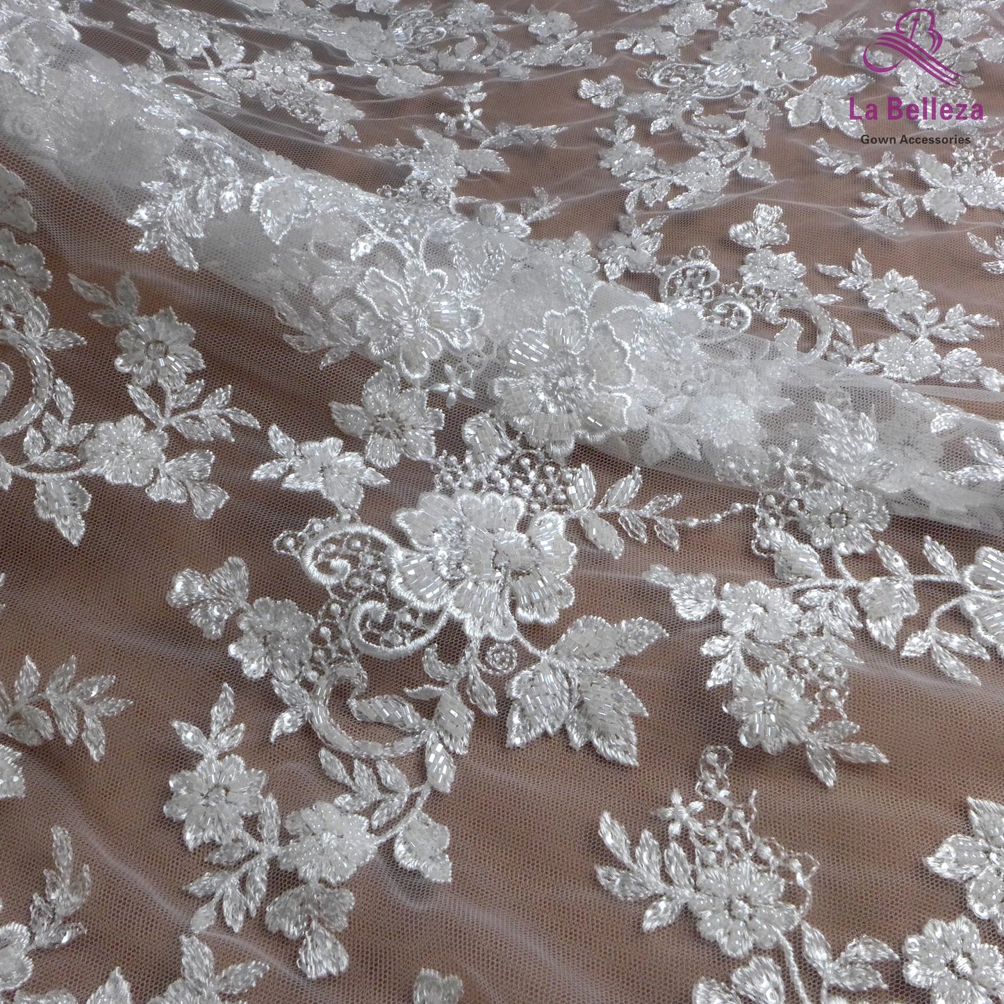 Tissu à paillettes perlées blanches de haute qualité de 1 yard, motif floral, tissu en dentelle pour robe de mariée