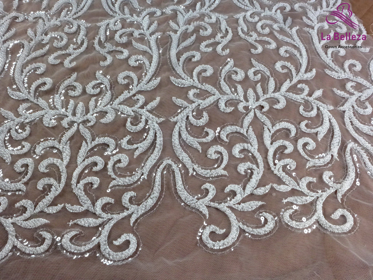 Dentelle de mariée tendance La Belleza 2021, tissu en dentelle à motifs longs, tissu en dentelle pour robe de mariée à perles ivoire 43'' de largeur 1 yard