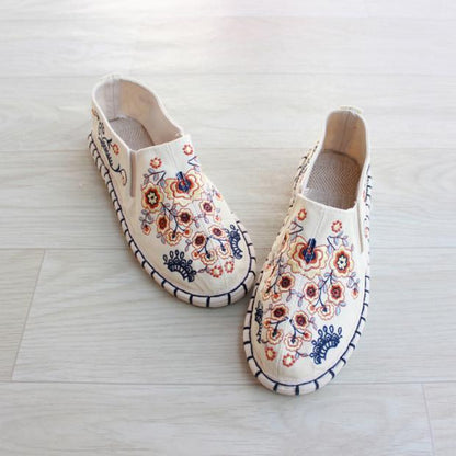 Chaussures simples respirantes Hanfu à talon bas pour femmes