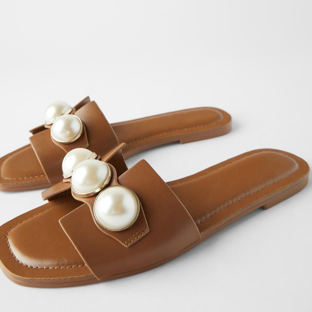 Leather Flat Calfskin Low-heel Sandals With Pearls