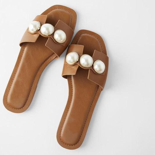 Leather Flat Calfskin Low-heel Sandals With Pearls